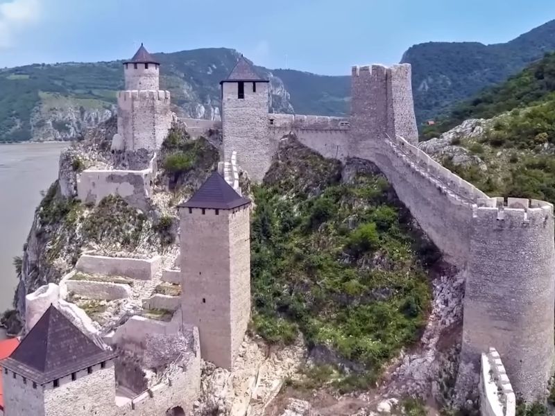 obilazak tvrđava u srbiji može biti idealan predlog za vikend